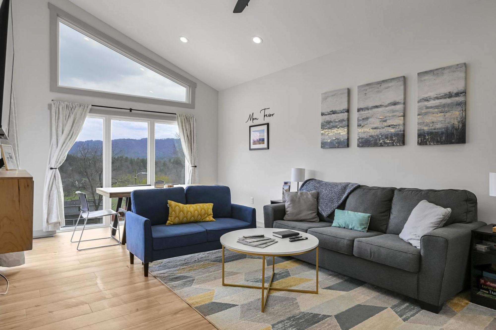 Willa Mon Tresor, Modern Mountain Views With Deck Weaverville Zewnętrze zdjęcie